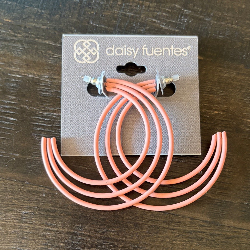Daisy Fuentes Coral Hoop Earrings 10$